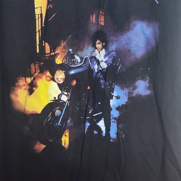 The Prince Estate Official and Approved Prince Purple Rain Cover T-Shirt Size M - Picture 6 of 16